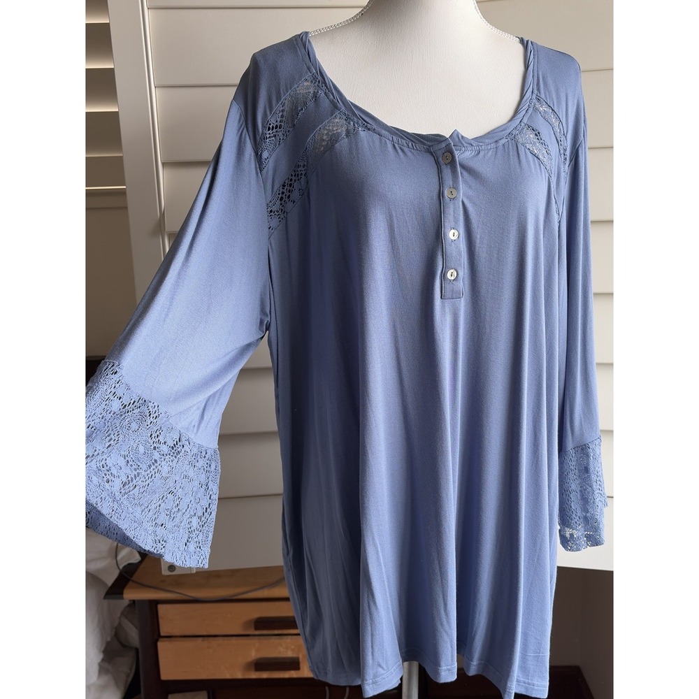 Suzanne Betro 4X Denim Blue Lace Inset Henley Tunic Top Boho Flare Sleeve NEW